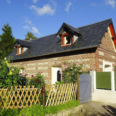 Holiday Home Near Alabaster Coast, Cleaning Included *